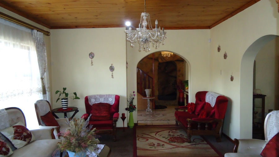 3 Bedroom Property for Sale in Gustrouw Western Cape